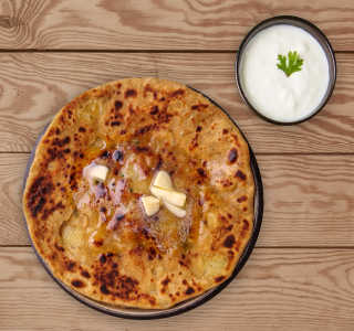 Aloo Paratha (2 pcs)(with Curd)-Railofy